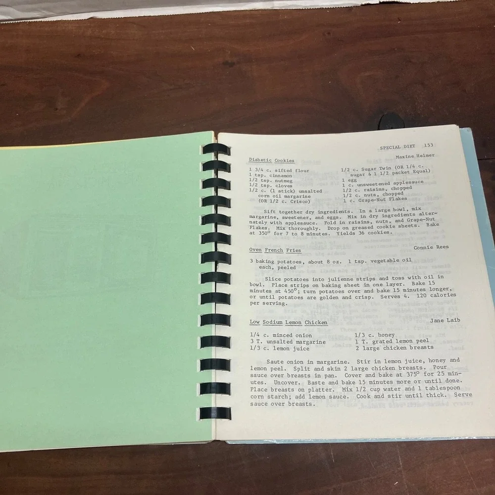 Favorite Recipes of Emporia Kansas LWML Ladies 1983 Lutheran Church Cookbook